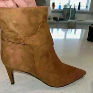 Calvin Klein Vegan Suede booties‎